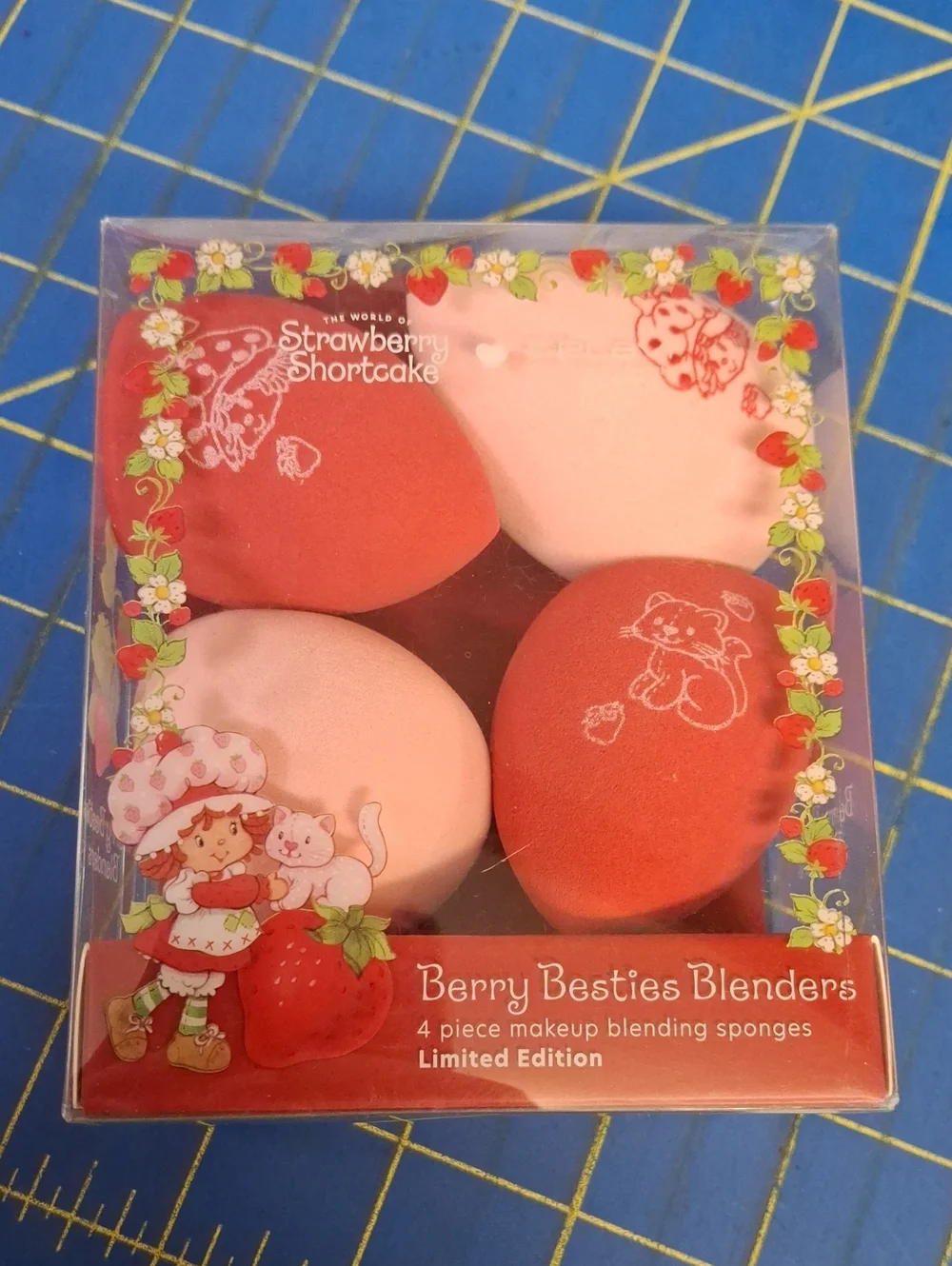 Strawberry Shortcake Berry Besties Makeup Blenders New - Pink & Red